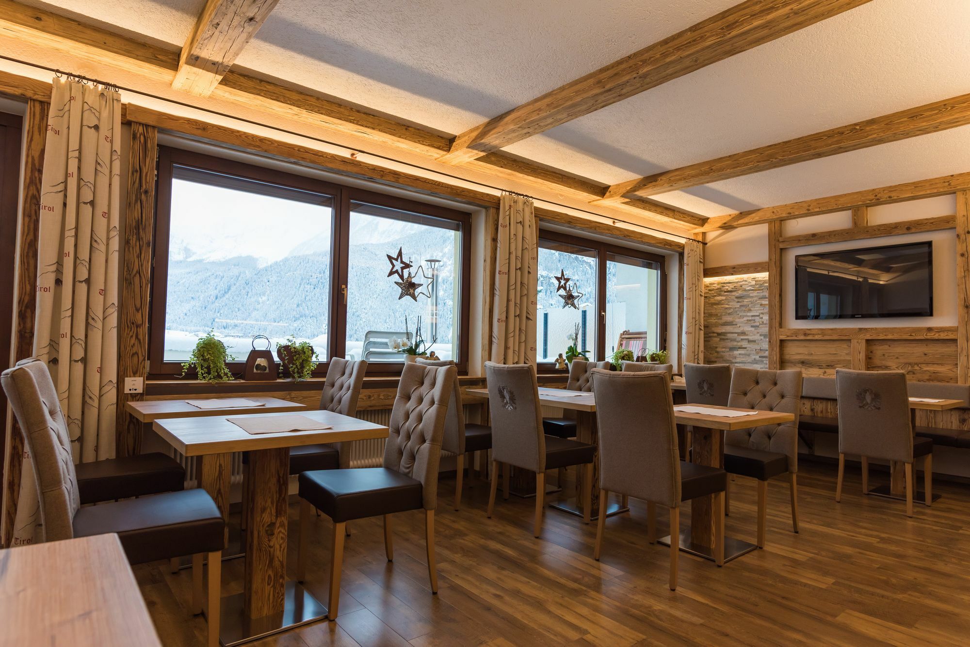 Senner Appartements Umhausen Bagian luar foto